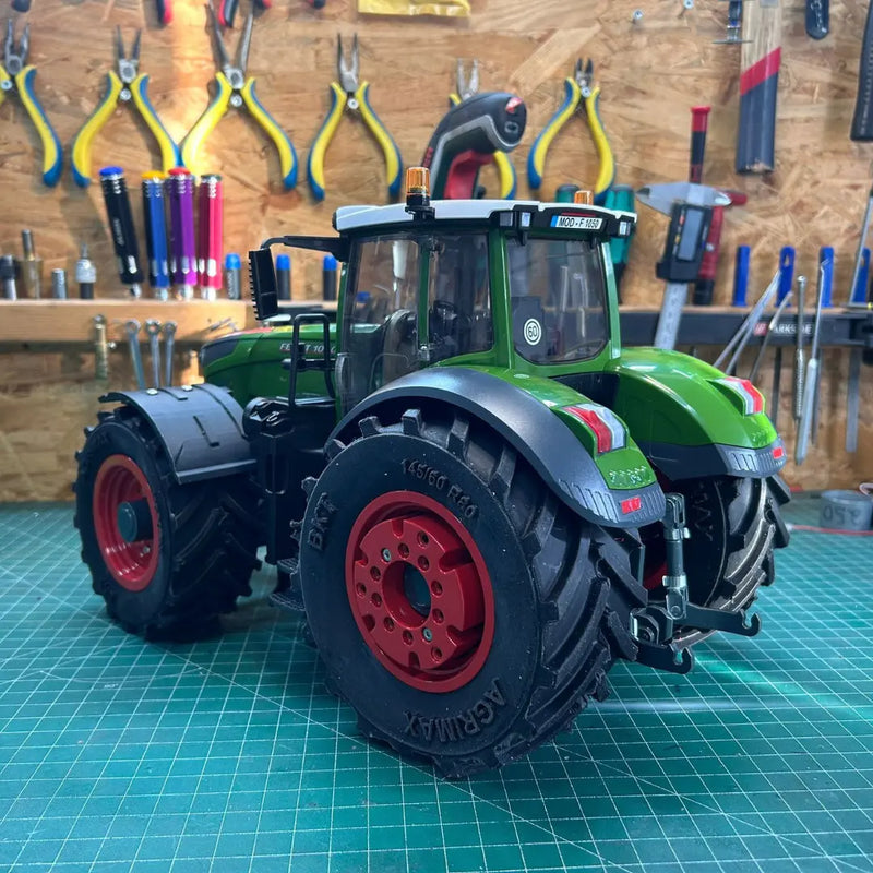 Trator Fendt 1050 Vario RC + Brinde Carreta Basculante - QUEIMA DE ESTOQUE